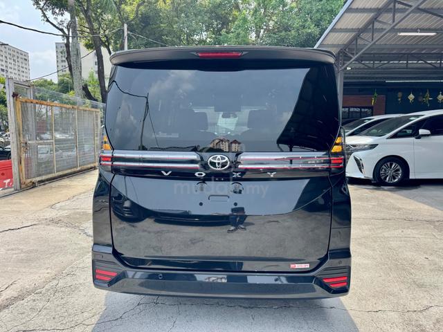 2023 Toyota VOXY 2.0 S-Z 7 Seater 2 PD Pre-Crash - 4