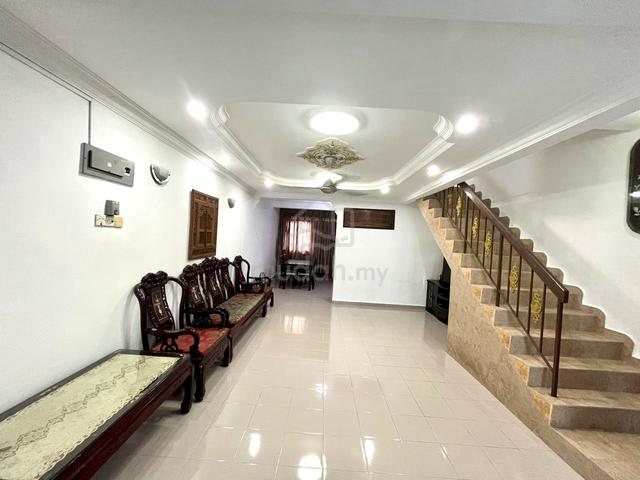 Rumah Teres 2 Tingkat Taman Desa Murni 1