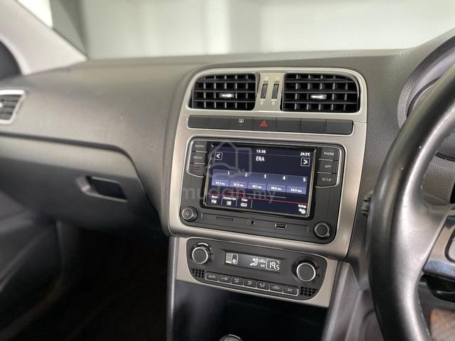 2018 Volkswagen POLO 1.6 HATCHBACK LEATHER SEAT - 4