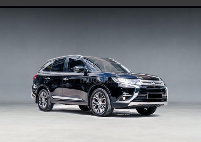 Mitsubishi OUTLANDER 2.0 AWD 2.0L 360 CAMERA 2020 - 1