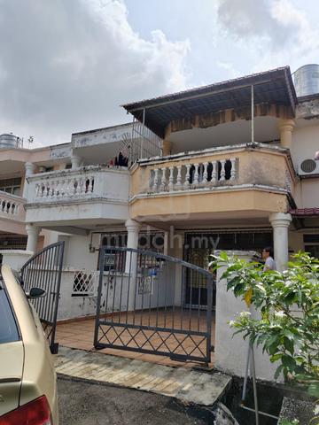 2-storey house for sale 1