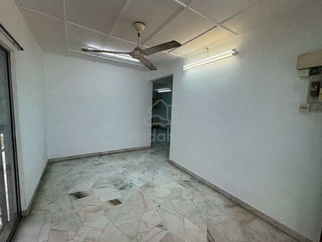 Bandar Sri Damansara , corner unit , kepong 1