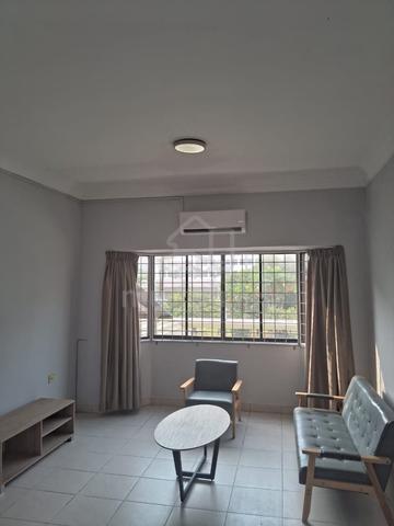 Likas Court 1