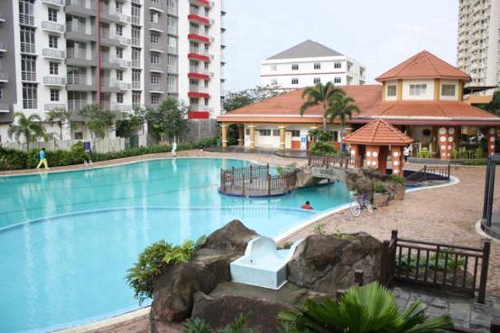 Fully Furnished Rooms Koi Tropika Condo Puchong with WiFi 1