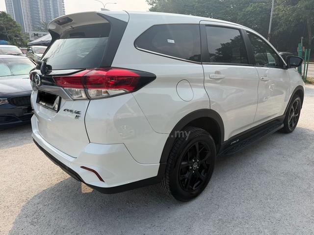 2025 Perodua ARUZ 1.5 X TIP TOP CONDITION - 3