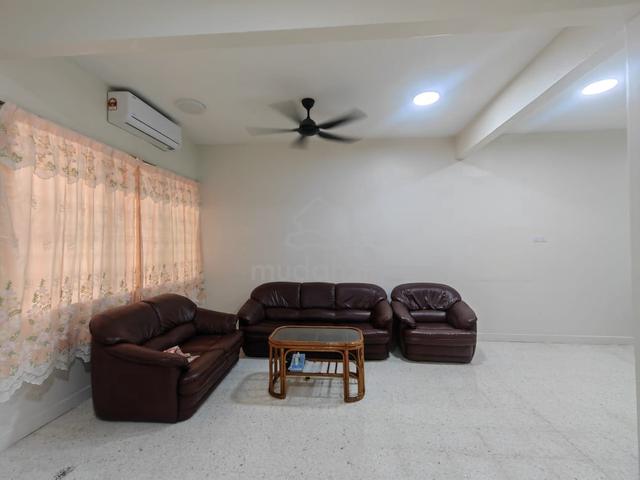 Fully Furnished Double Storey Terrace Taman Abdul Aziz Jalan Pegawai 1