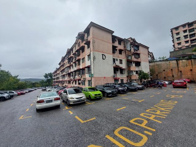 Apartment Lestari (Damansara Damai) 1