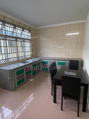 Bilik Sewa Bandar Putra Kulai 1