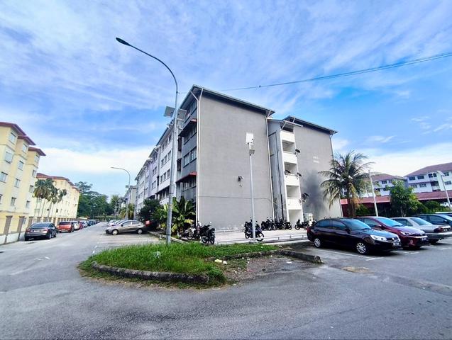 Pangsapuri Taman Tasik Utama 1