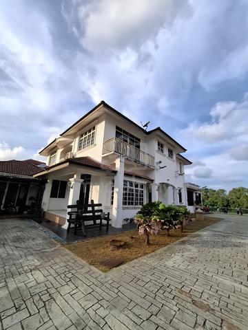 Fully Furnished 2 Storey Bungalow D Ibai Golf Resort, Kuala Terengganu 1