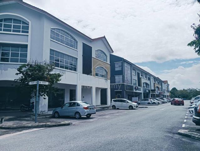 3 storey Shoplot taman bukit kepayang 2