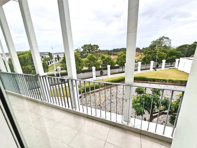 Facing Open View 36x80 Mellowood 2sty Corner House Eco Majestic Sek 7 1