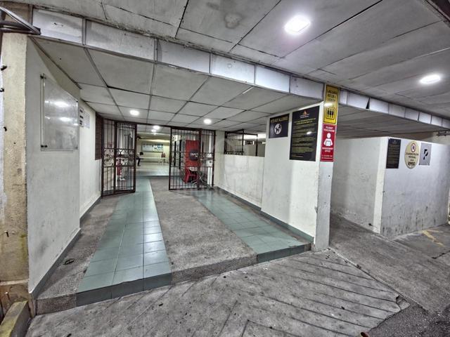 Laksamana Puri Condominium 1