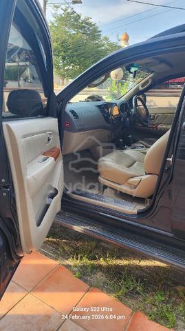 2011 Toyota FORTUNER 2.7 V FACELIFT (A) - 3