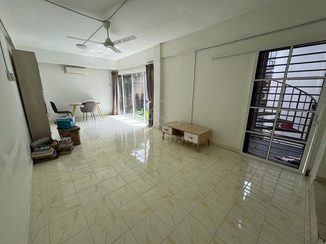 Bangsar 3-Storey House 22x70 5R4B Taman Pantai Prima KL 3