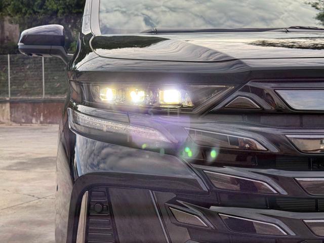 S/STEP 3K KM 2025 Toyota VELLFIRE 2.4 Z PREMIER - 4