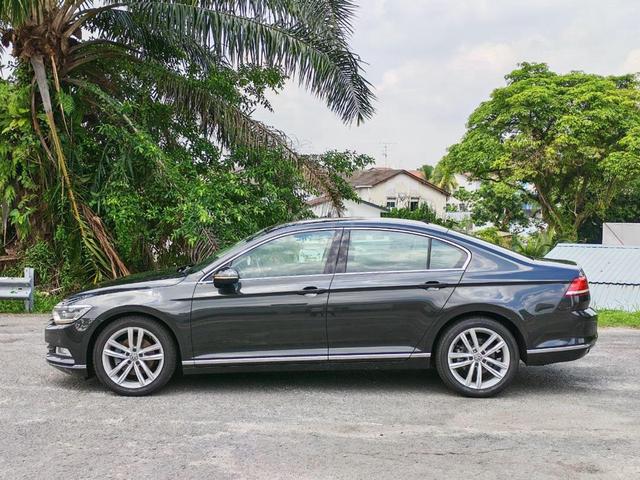 2018 Volkswagen PASSAT 2.0 TSI HIGHLINE (CKD) B8 - 5