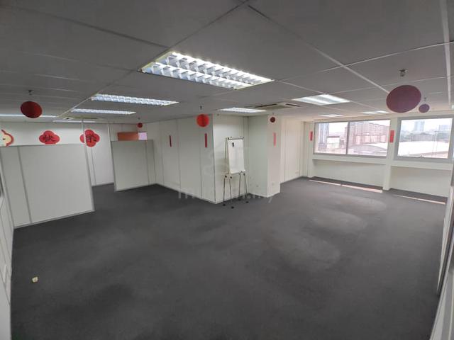 Menara PJ8 Office Tower near LRT Partition Unit Ready Move in 1