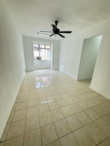 Flat Bukit Indah 1