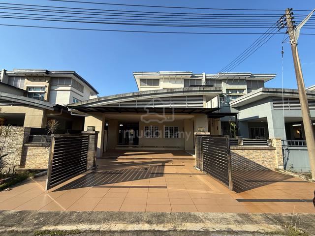 Riveria Double Storey Semi-D with Kitchen Extended 1