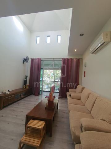 Bayan Villa 1385 sqft Townhouse for Sale Freehold at Seri Kembangan 1