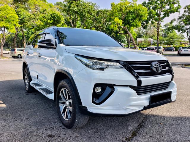 2017 Toyota FORTUNER 2.7 SRZ 4X4 (A) - 1