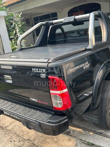 2016 Double Cap HILUX 2.5 AT TRD Sportivo - 2