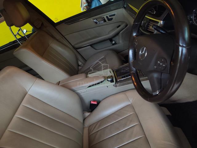 2010 Mercedes Benz E-CLASS 1.8 200 W212 (A) - 4