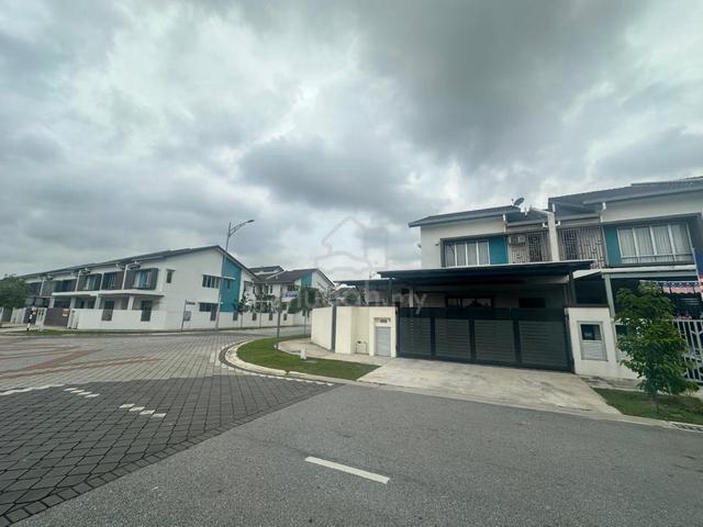 Corner Lot Facing Open 2 Storey Terrace Serenia Amani Kota Warisan 1