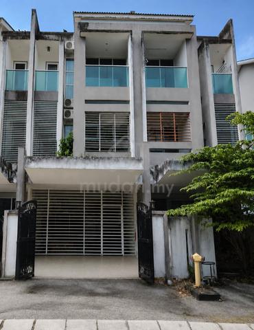 [SAVE UP 61K] Jalan Putra Berlian 13A, 1,399sf, Kampar 1