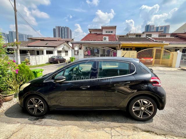 2013 Peugeot 208 1.6 VTI ALLURE (A) - 3