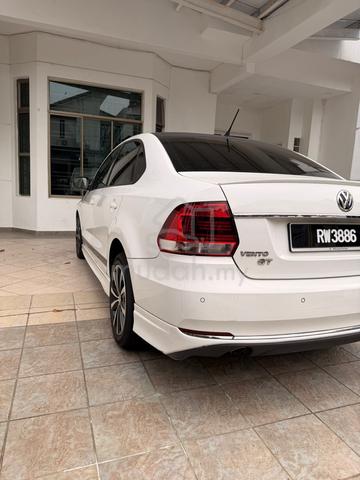 2017 Volkswagen VENTO 1.2 TSI HIGHLINE (A) - 4