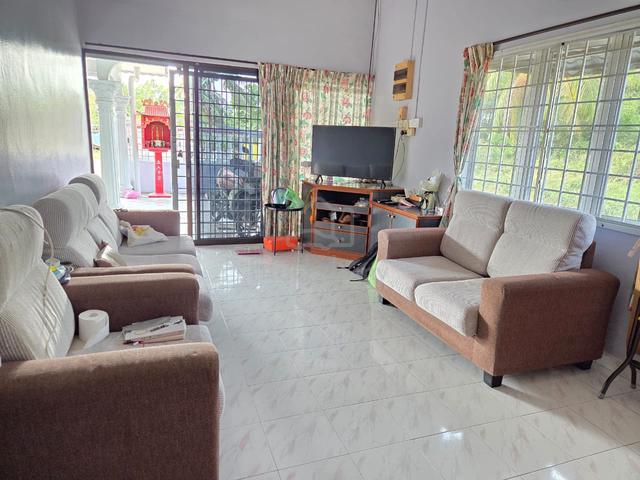 Tampin,Melaka. Single storey 1