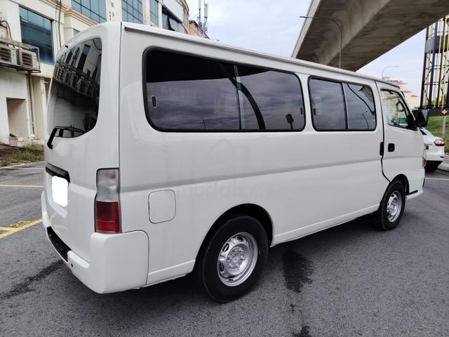 2011 Nissan URVAN 3.0 (M) WINDOW VAN 14 Seat - 4