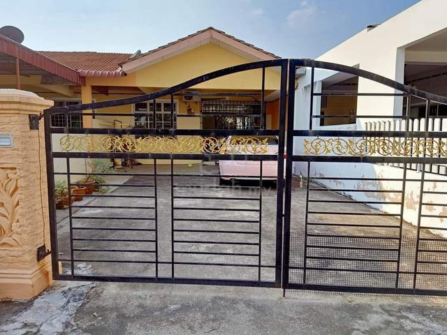 Ayer keroh, Fully Furnished, Teres 4 bilik, Parking Luas 1