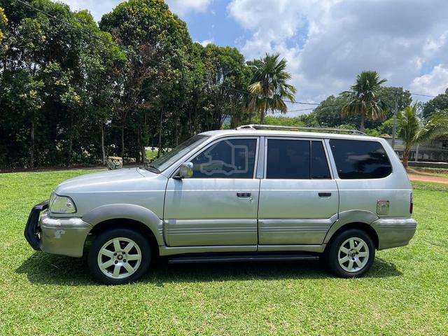 2001 Toyota UNSER 1.8 GLI (M) - 5