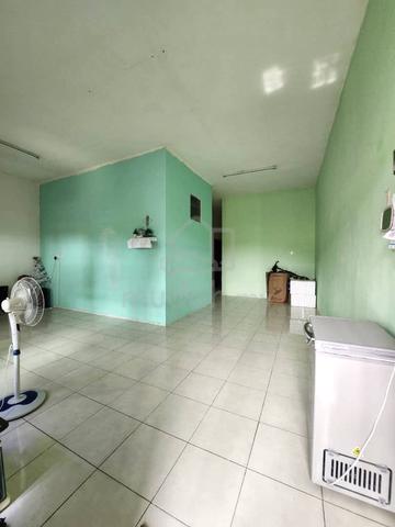100% LON, Teres Setingkat, STAKAN SENTORIA 2