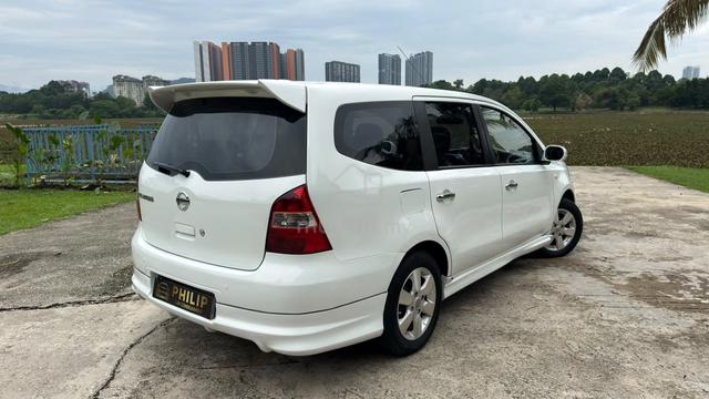 2012 NISSAN GRAND LIVINA 1.8 Cantik Boleh Loan Lgi - 5