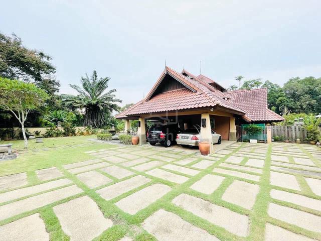 Bungalow Double Storey at Country Heights Kajang 1