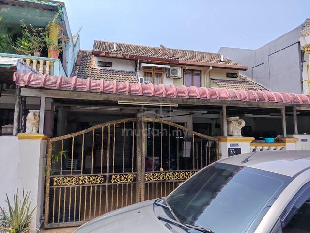 Taman Medan Petaling Jaya Double Storey House For Sale 1