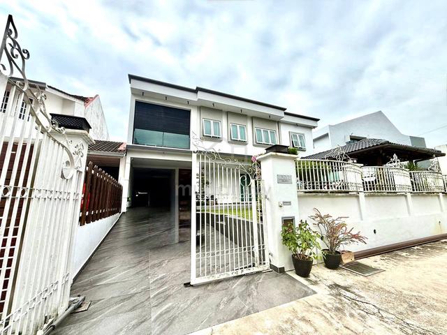 FULLY RENOVATED! 2 Storey Semi-Detached @ Taman Sri Ukay | 50'X95' 1