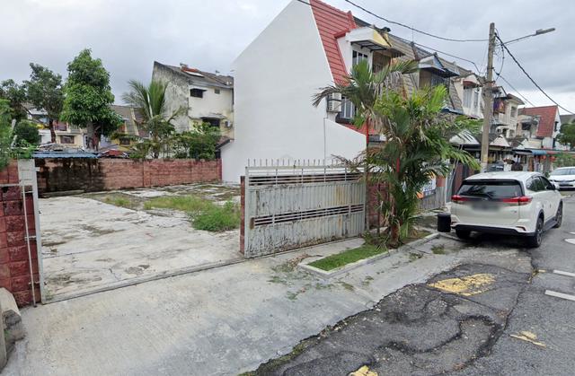 Residential Land, Taman Putra, Ampang, Suitable Storage, Car Park 1