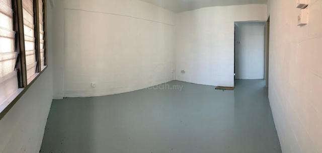 Miharja Apartment (LRT Maluri) 1