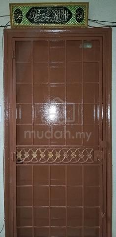 Sri Indah Apartment 1