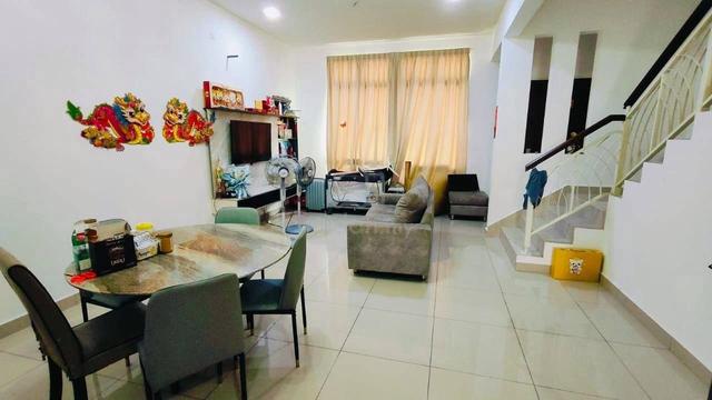 For Rent Dahlia @ Jalan Seri Austin @ Tmn Seri Austin @ Double Storey 1
