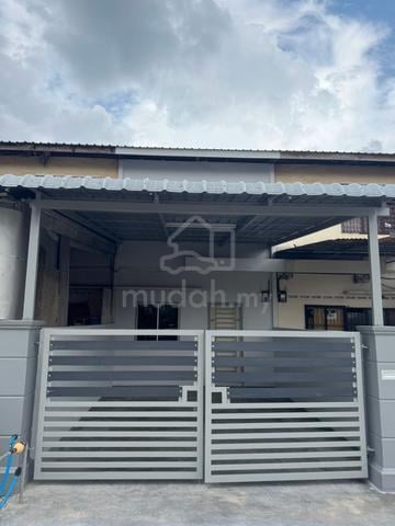 Taman Bertuah Kluang 2 Storey Medium Cost for Sale|100% full loan 1