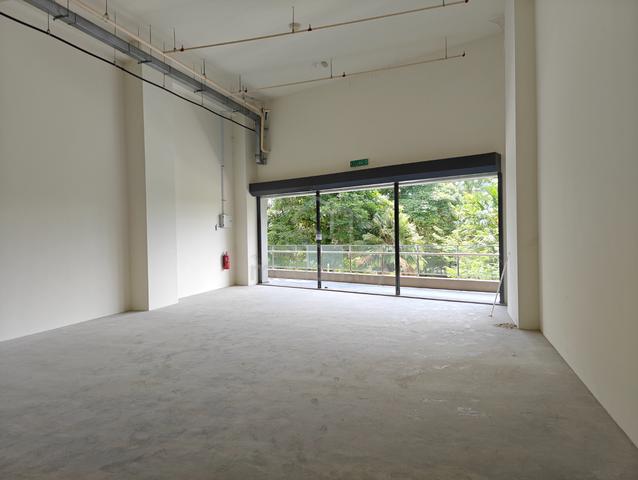 sunway avila condo 1st floor shop . 1131 sqf , actual photos , bare un 1