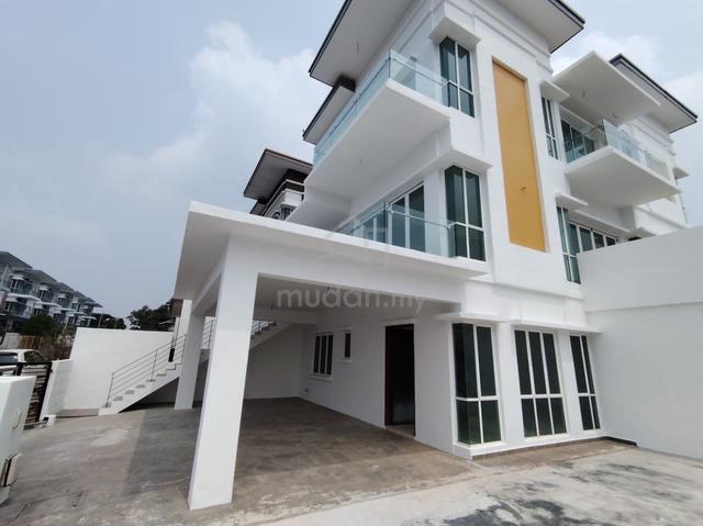 Freehold Corner 2.5 Storey Zero Lot Bungalow Kajang Bukit Kajang 1