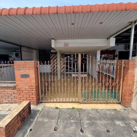Single Storey Terrace Bukit Jambul Mahsuri for rent 1