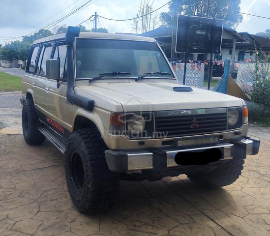 1995 Mitsubishi PAJERO 2.5 (M) - 1